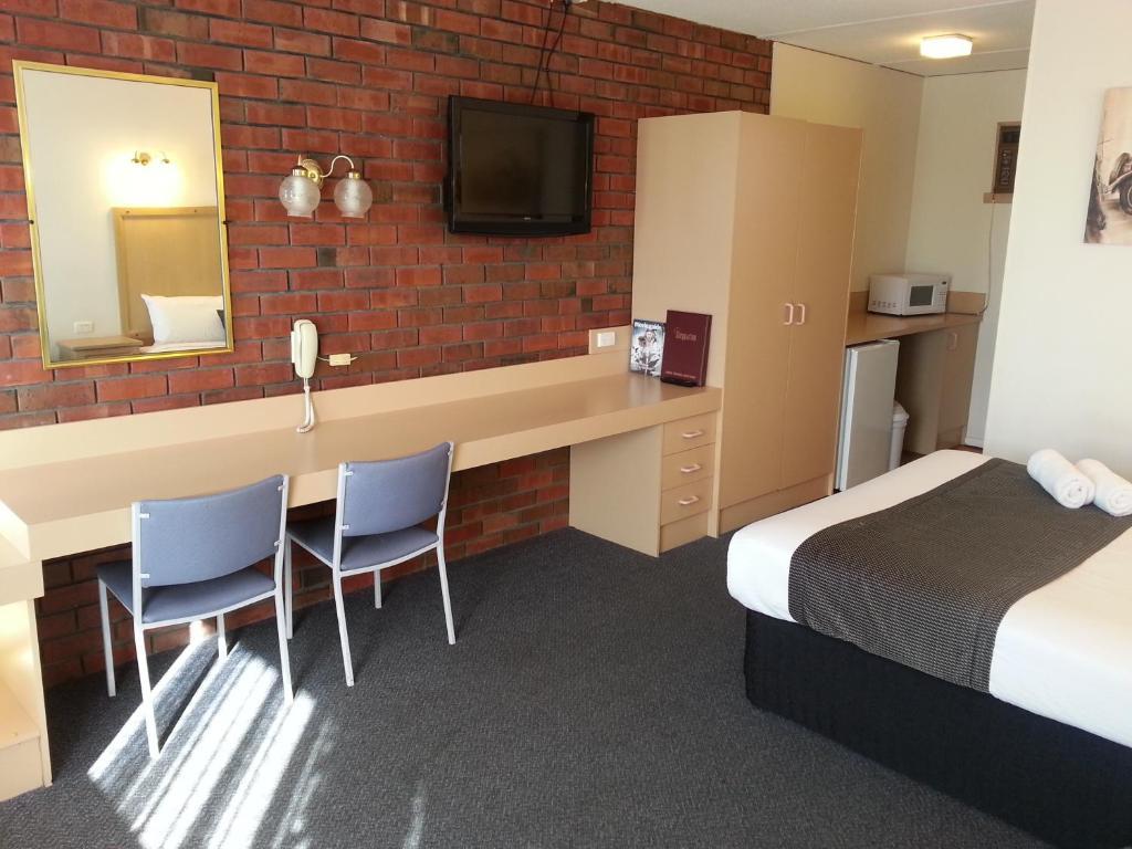 Big Valley Lakeside Paradise Motor Inn Shepparton Exterior photo